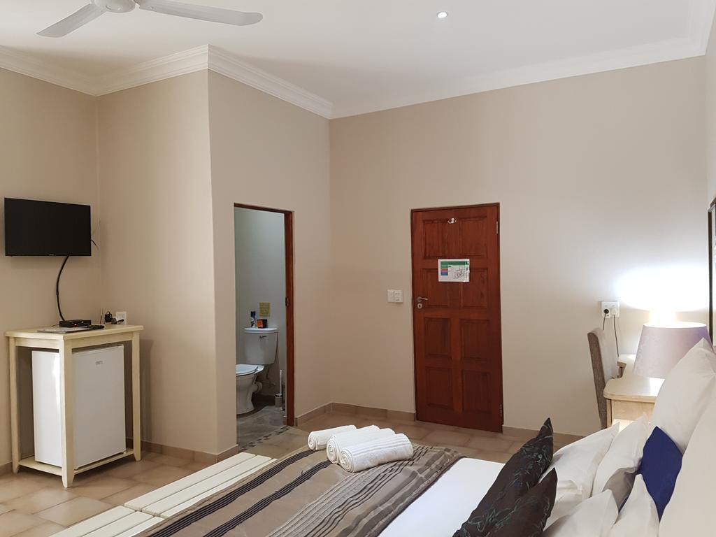 Summerset Place Country House Bela-Bela Rum bild