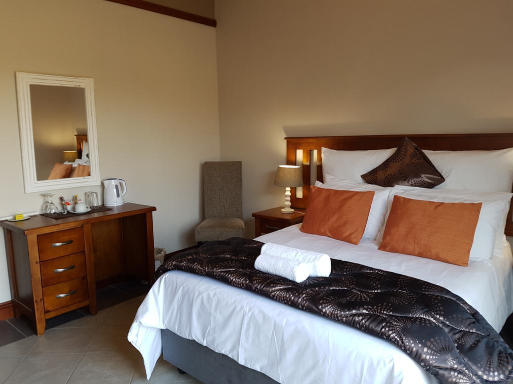 Summerset Place Country House Bela-Bela Rum bild